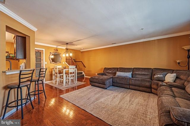 1202 WHARTON RD, Mount Laurel, NJ 08054