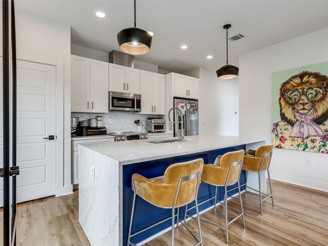 8603 Big Horn Circle, Lago Vista, TX 78645