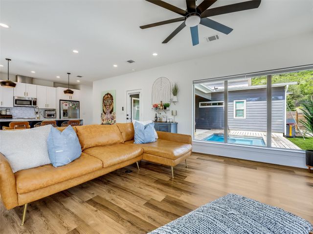 8603 Big Horn Circle, Lago Vista, TX 78645