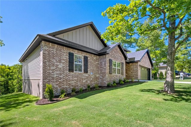 17 Carnahan Lane, Bella Vista, AR 72715