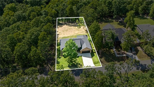 17 Carnahan Lane, Bella Vista, AR 72715
