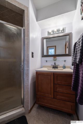 5830 S 152nd Avenue, Omaha, NE 68137