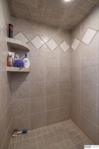 5830 S 152nd Avenue, Omaha, NE 68137