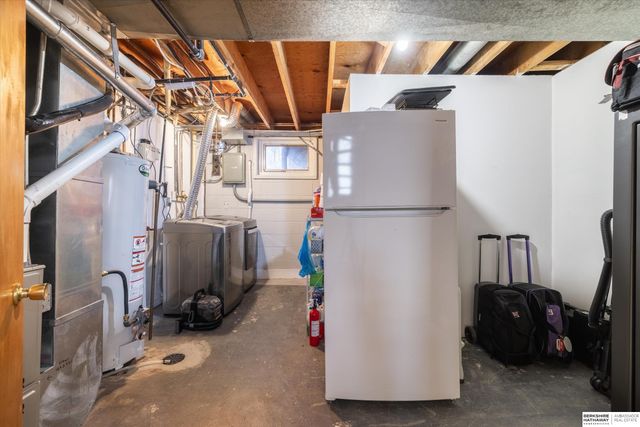 5830 S 152nd Avenue, Omaha, NE 68137