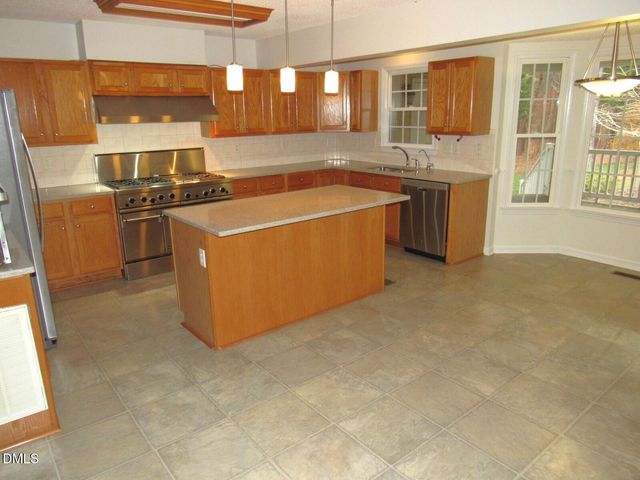 804 E E Street, Butner, NC 27509