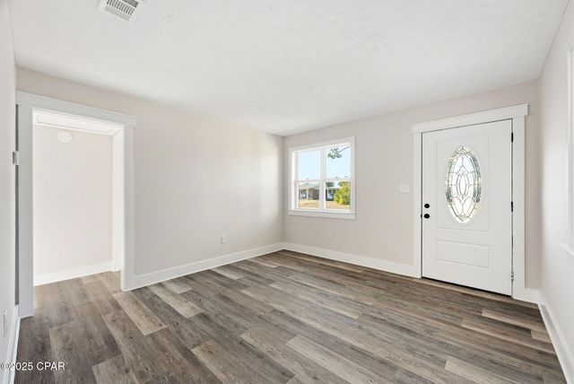 2204 Edgewood Drive, Panama City, FL 32405