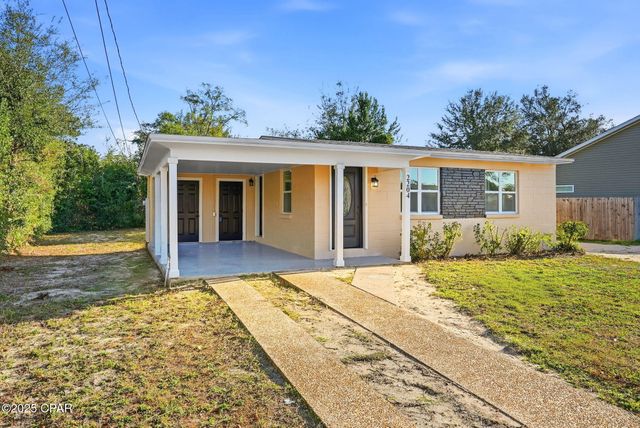 2204 Edgewood Drive, Panama City, FL 32405