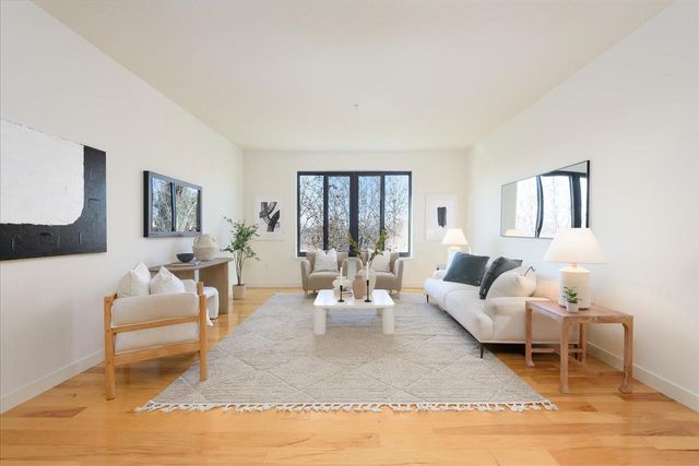 88 Bush Street 3203, San Jose, CA 95126