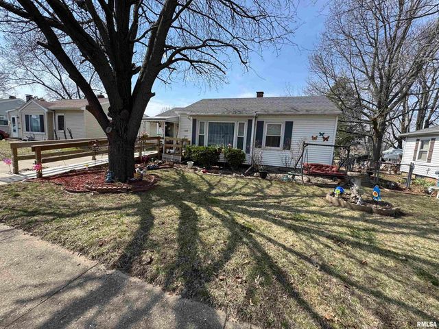 1503 SUMMER Street, Pekin, IL 61554