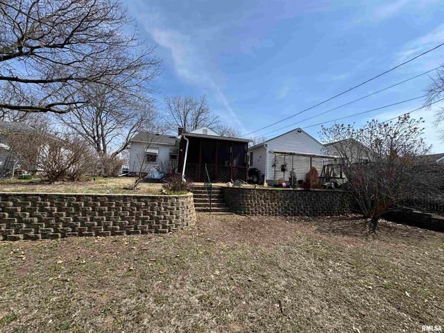 1503 SUMMER Street, Pekin, IL 61554