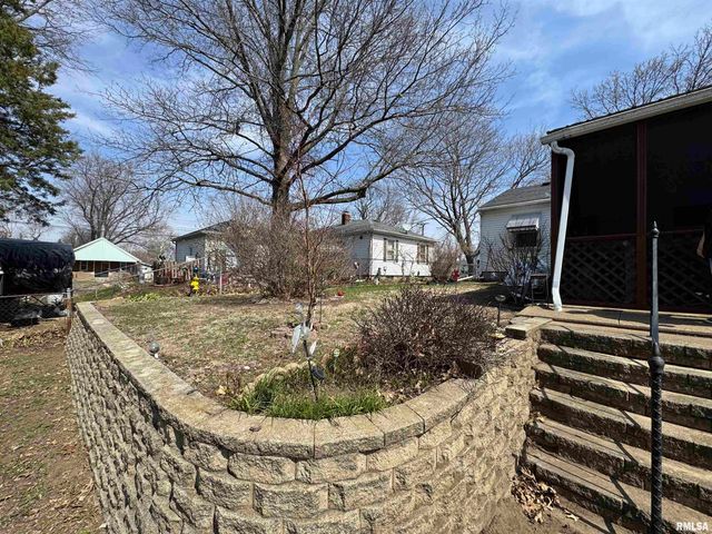 1503 SUMMER Street, Pekin, IL 61554