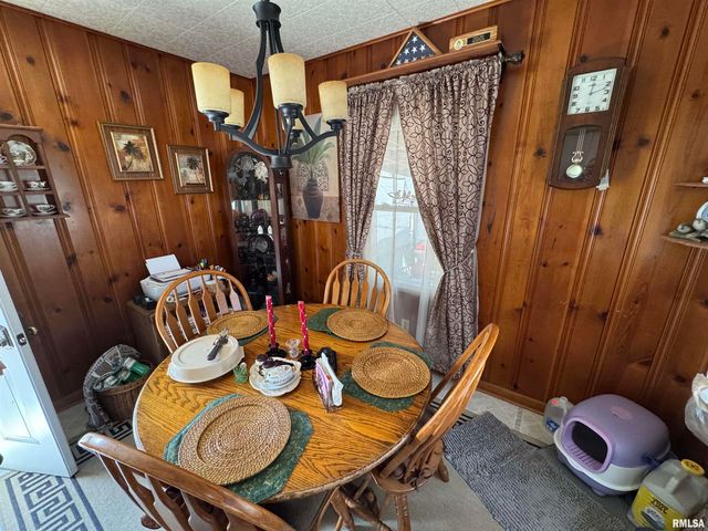 1503 SUMMER Street, Pekin, IL 61554