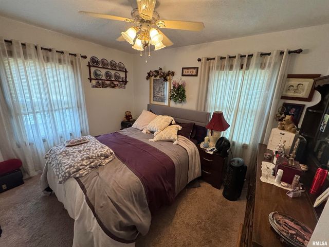 1503 SUMMER Street, Pekin, IL 61554
