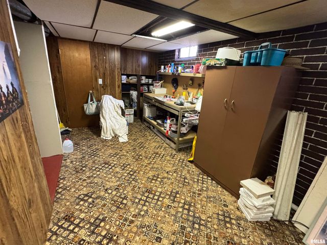 1503 SUMMER Street, Pekin, IL 61554