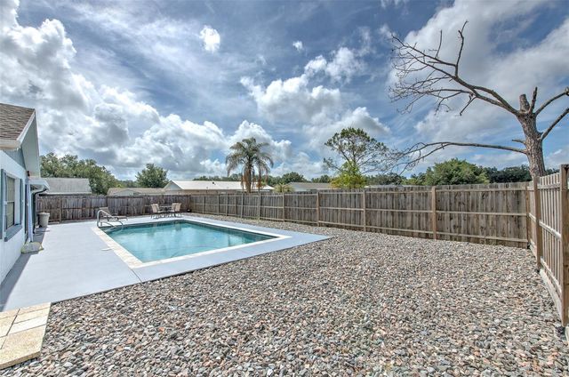 38620 ALPHA AVENUE, Zephyrhills, FL 33540