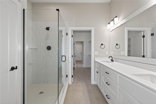 22214 W 82nd Terrace, Lenexa, KS 66220