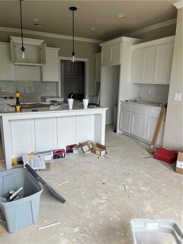 22214 W 82nd Terrace, Lenexa, KS 66220