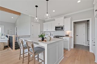 22214 W 82nd Terrace, Lenexa, KS 66220