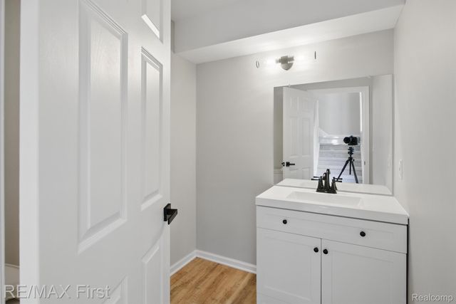 6620 RED CEDAR Lane, West Bloomfield Charter Township, MI 48324