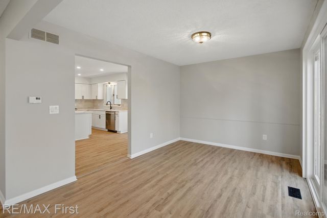 6620 RED CEDAR Lane, West Bloomfield Charter Township, MI 48324