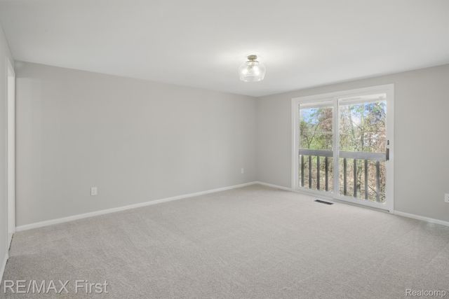 6620 RED CEDAR Lane, West Bloomfield Charter Township, MI 48324