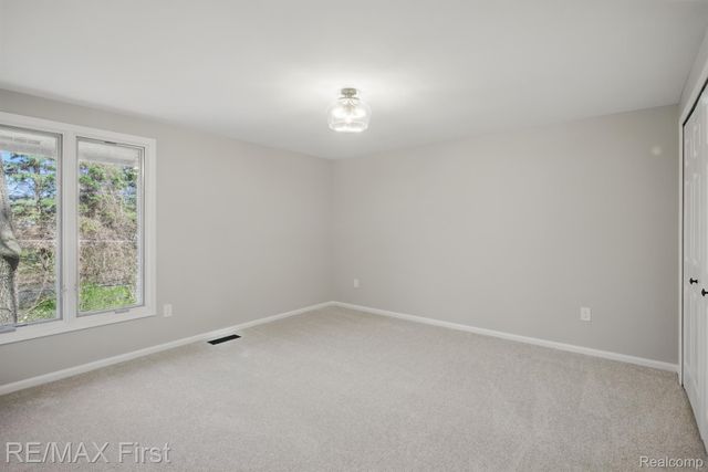 6620 RED CEDAR Lane, West Bloomfield Charter Township, MI 48324