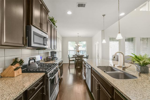 842 Butterfly Garden Trail, Richmond, TX 77406