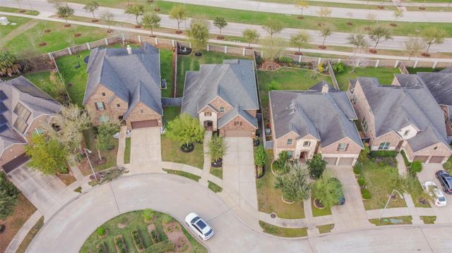 842 Butterfly Garden Trail, Richmond, TX 77406