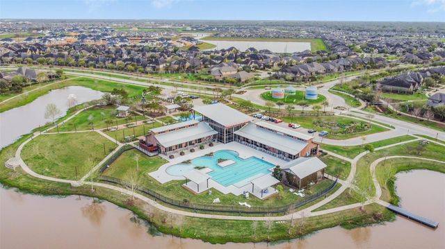 842 Butterfly Garden Trail, Richmond, TX 77406