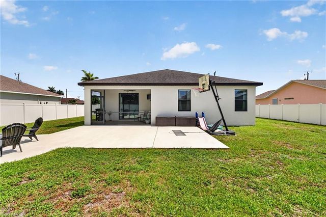1809 26th ST, Cape Coral, FL 33914