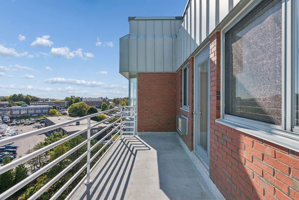 148 Breakwater Drive 810, South Portland, ME 04106 — photo 5