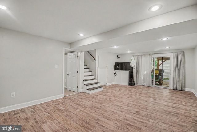 7409 LAKE DR, Manassas, VA 20111