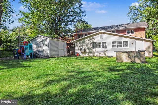 7409 LAKE DR, Manassas, VA 20111