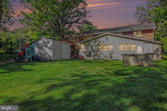 7409 LAKE DR, Manassas, VA 20111