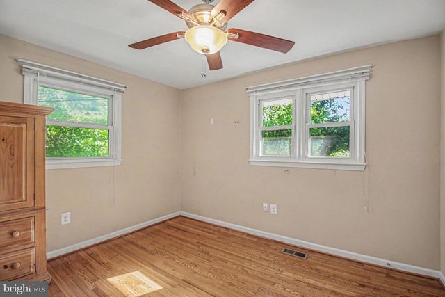 7409 LAKE DR, Manassas, VA 20111