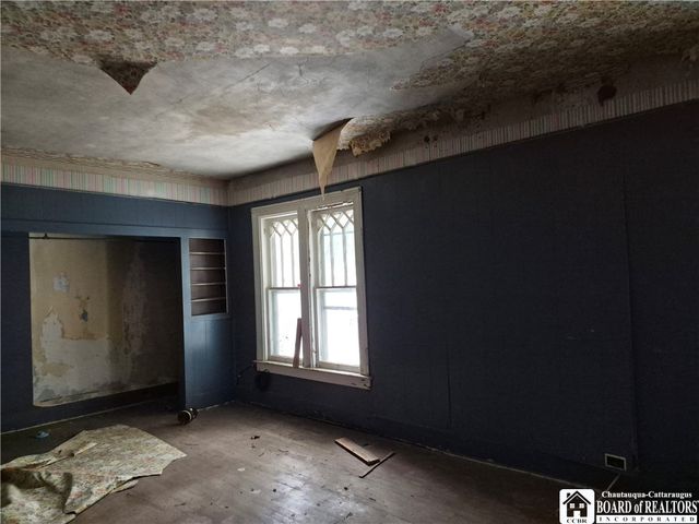 21 Price Street, Jamestown, NY 14701