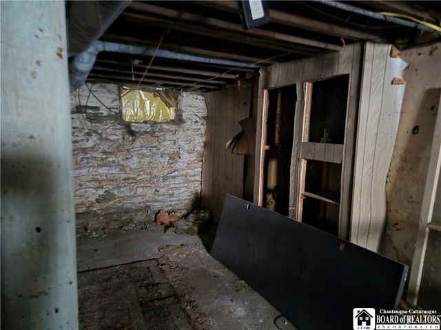 21 Price Street, Jamestown, NY 14701