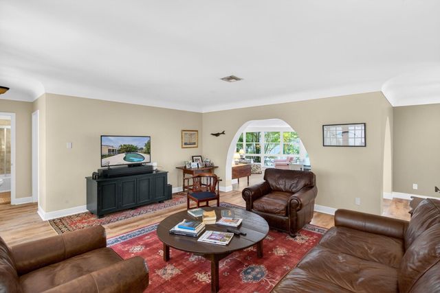 581 SE 11th Street, Pompano Beach, FL 33060