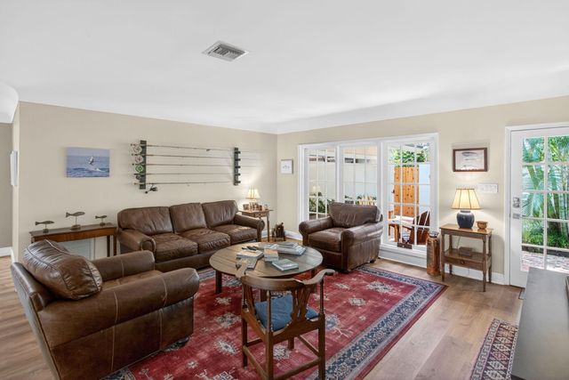 581 SE 11th Street, Pompano Beach, FL 33060