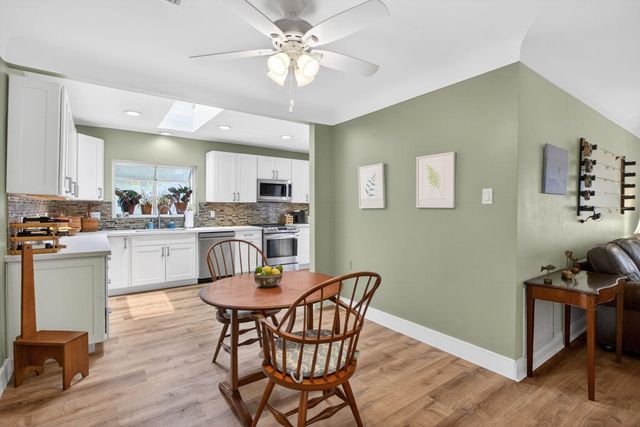 581 SE 11th Street, Pompano Beach, FL 33060
