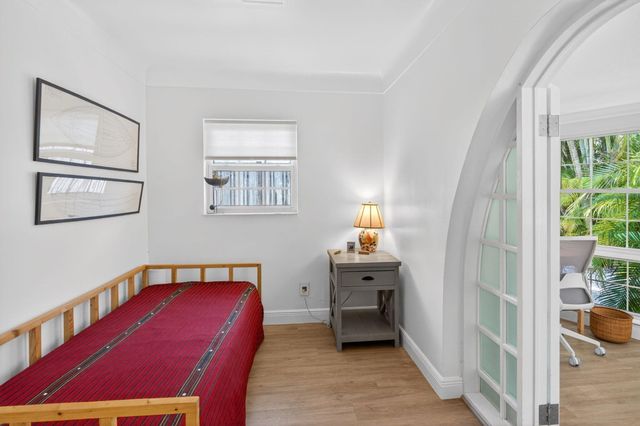 581 SE 11th Street, Pompano Beach, FL 33060