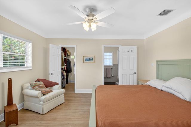 581 SE 11th Street, Pompano Beach, FL 33060