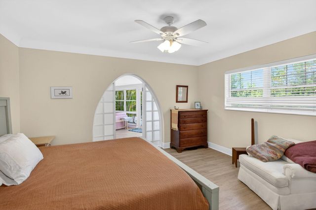 581 SE 11th Street, Pompano Beach, FL 33060