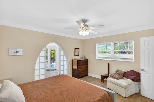 581 SE 11th Street, Pompano Beach, FL 33060