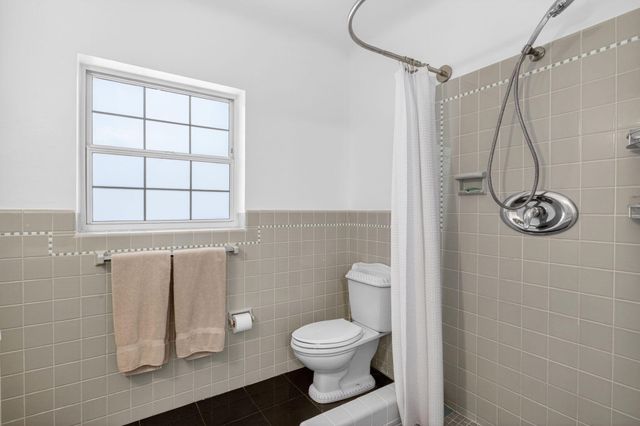 581 SE 11th Street, Pompano Beach, FL 33060