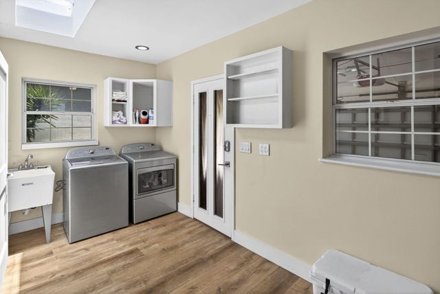 581 SE 11th Street, Pompano Beach, FL 33060