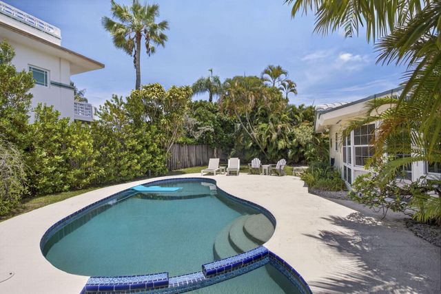 581 SE 11th Street, Pompano Beach, FL 33060