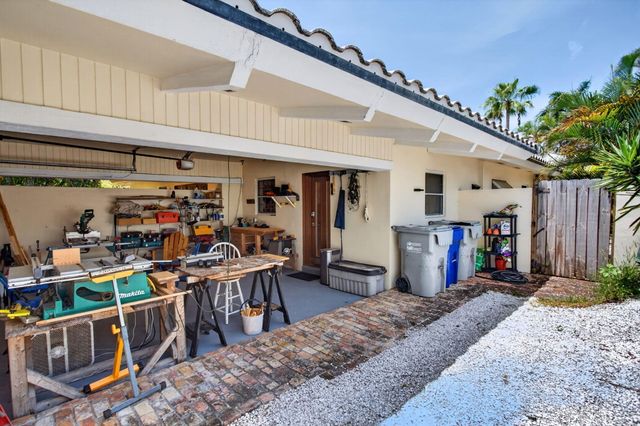 581 SE 11th Street, Pompano Beach, FL 33060