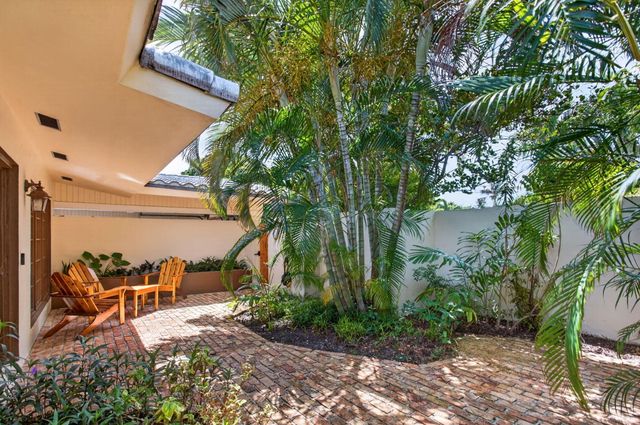 581 SE 11th Street, Pompano Beach, FL 33060