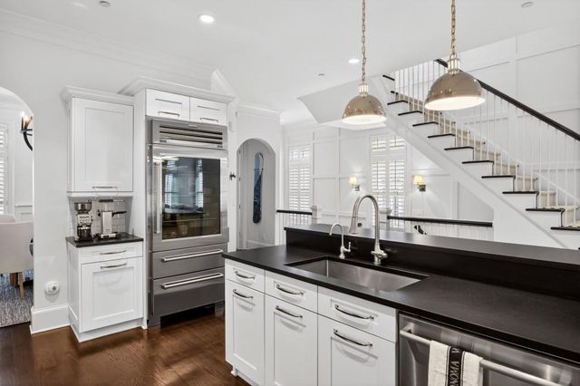 58 Sheridan Drive NE 19, Atlanta, GA 30305